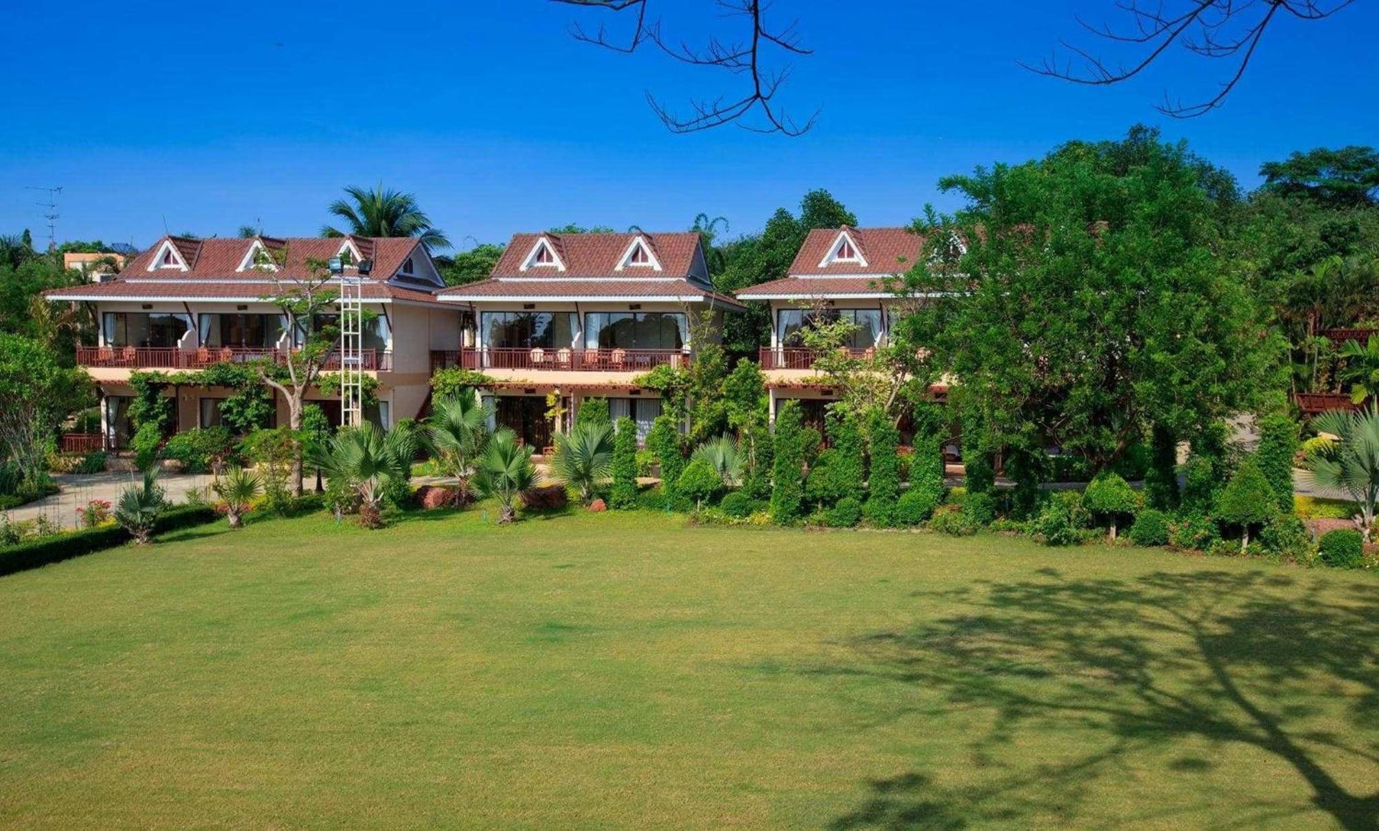 Chawalun Resort Don Tum Exteriör bild